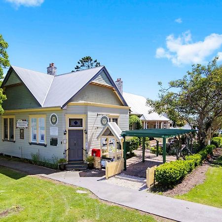 The Old Bank Gladstone Licensed Restaurant & Boutique Accommodation Hat Head Exteriör bild