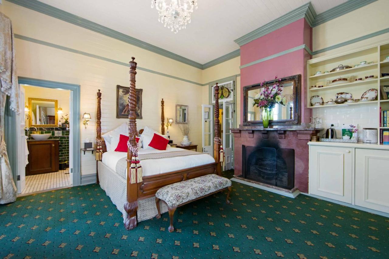 The Old Bank Gladstone Licensed Restaurant & Boutique Accommodation Hat Head Exteriör bild