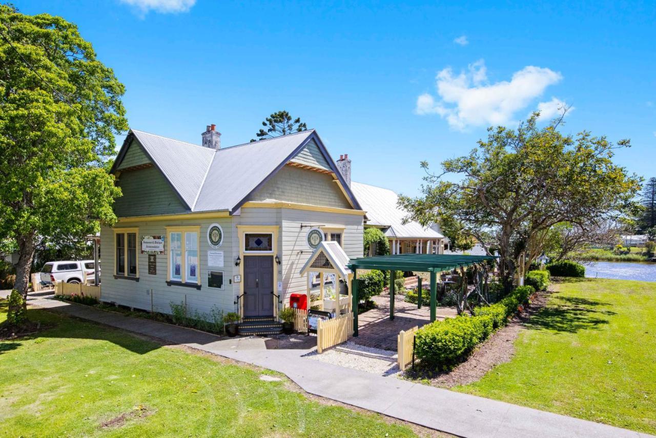 The Old Bank Gladstone Licensed Restaurant & Boutique Accommodation Hat Head Exteriör bild